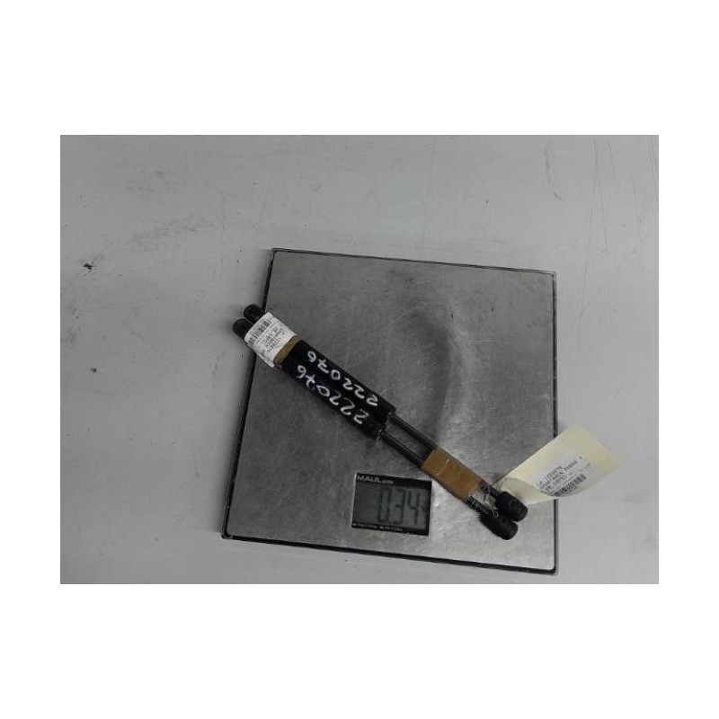 Verin de capot AUDI A7 1