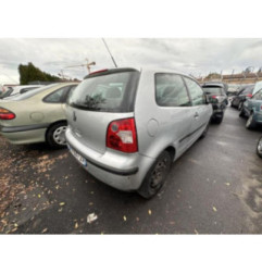 Attache ceinture arriere gauche VOLKSWAGEN POLO 4 Photo n°12