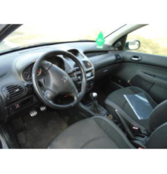 Attache ceinture arriere gauche PEUGEOT 206 Photo n°7