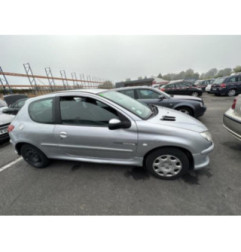 Attache ceinture avant gauche PEUGEOT 206 Photo n°11