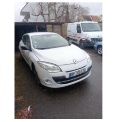 Capot RENAULT MEGANE 3 Photo n°15