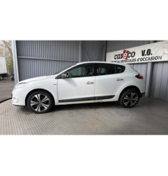 Capot RENAULT MEGANE 3 Photo n°17
