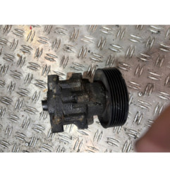 Pompe de direction RENAULT MASTER 2 Photo n°4