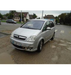 Compresseur clim OPEL MERIVA A Photo n°7