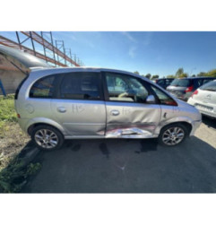 Compresseur clim OPEL MERIVA A Photo n°11