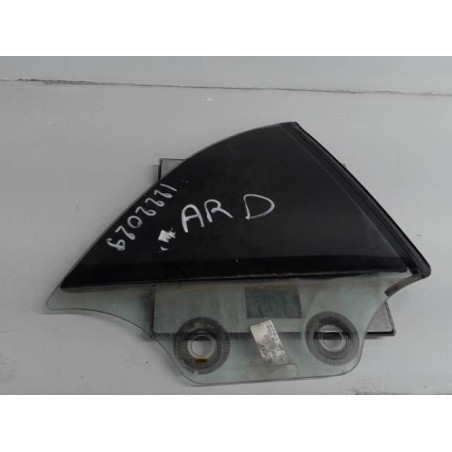 Vitre arriere droit BMW SERIE 1 E88 Photo n°1