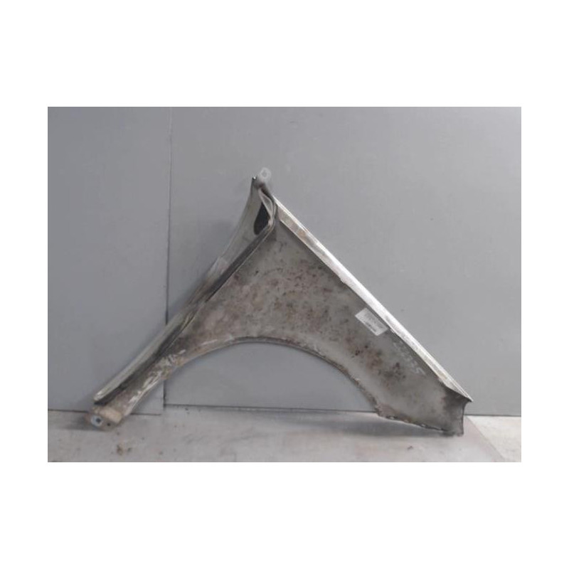 Aile avant gauche MERCEDES CLASSE B 245