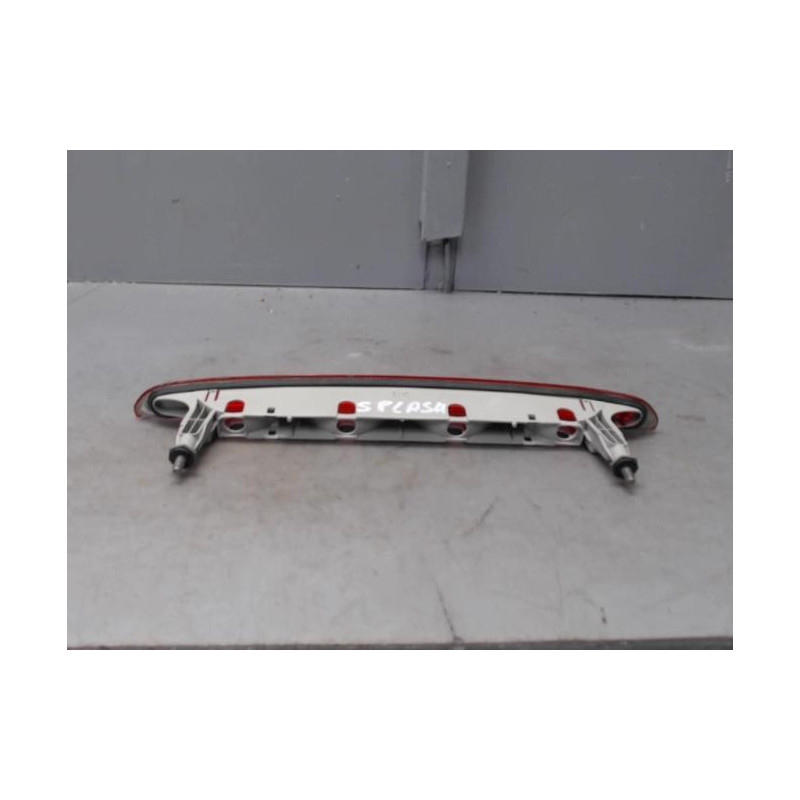 Feu arriere stop central SUZUKI SPLASH