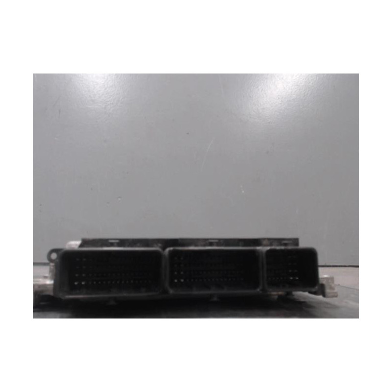 Calculateur moteur RENAULT MASTER 3