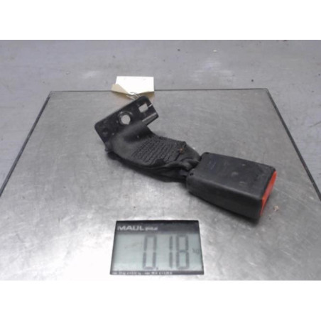 Attache ceinture arriere droit FIAT 500 2