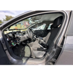 Verin de coffre RENAULT CLIO 4 Photo n°20