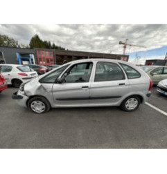 Attache ceinture arriere gauche CITROEN XSARA PICASSO Photo n°6