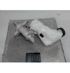 Maitre cylindre (freinage) RENAULT MEGANE 4 Photo n°1