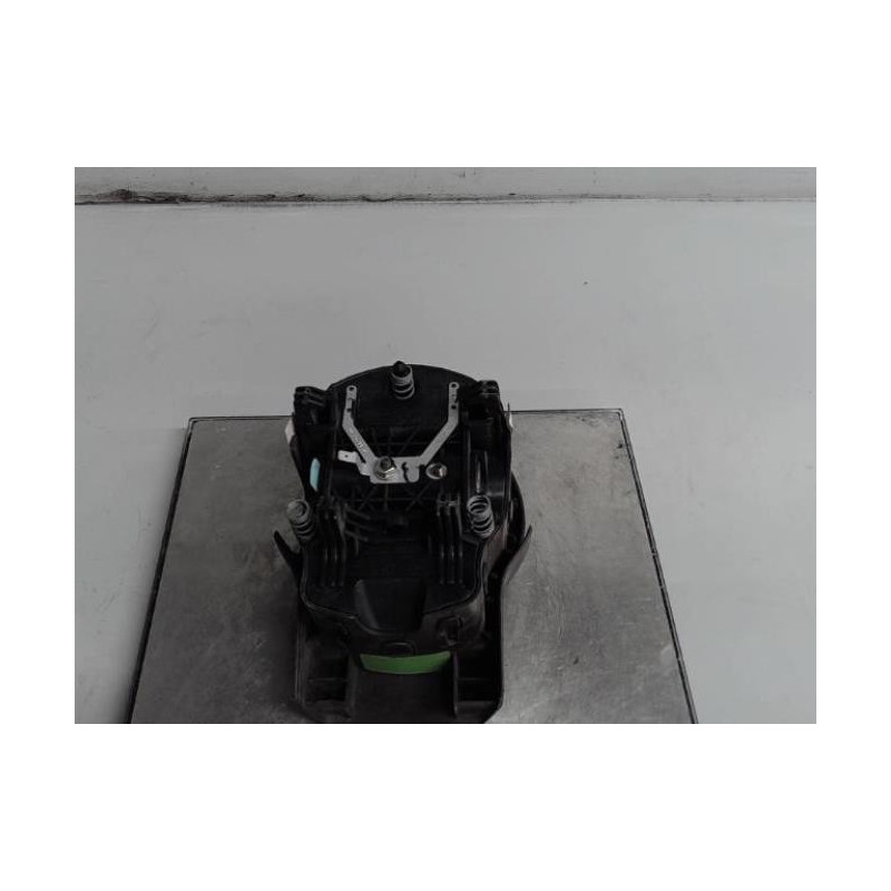 Air bag conducteur NISSAN NAVARA 1