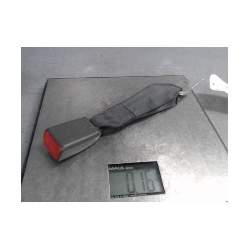 Attache ceinture arriere centrale NISSAN NAVARA 1