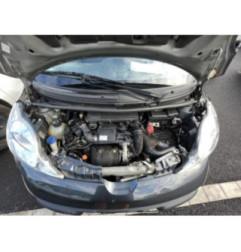 Attache ceinture avant droit PEUGEOT 107 Photo n°8