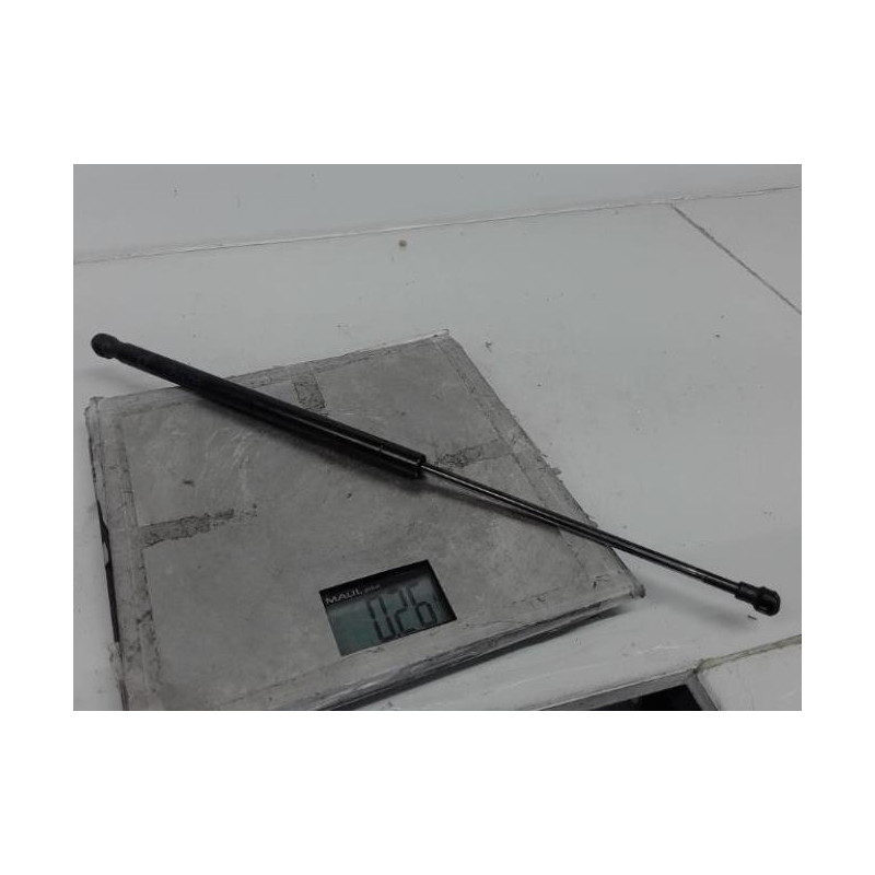 Verin de coffre PEUGEOT 107