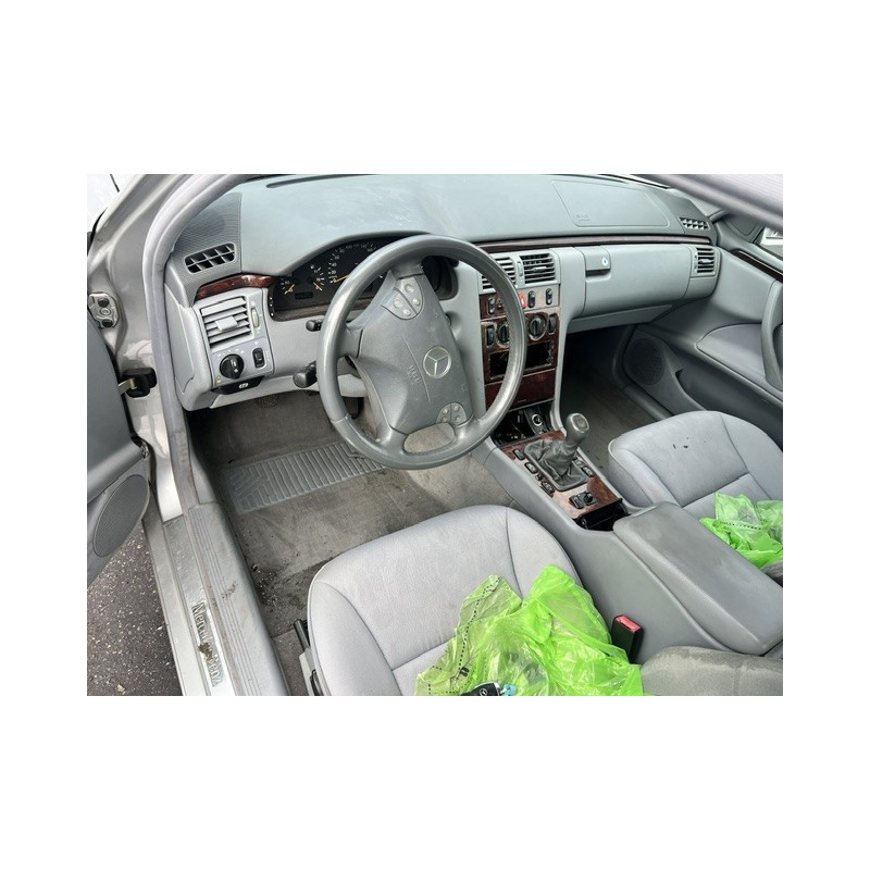 Compteur MERCEDES CLASSE E 210