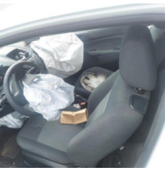 Attache ceinture avant gauche FORD FIESTA 6 Photo n°7