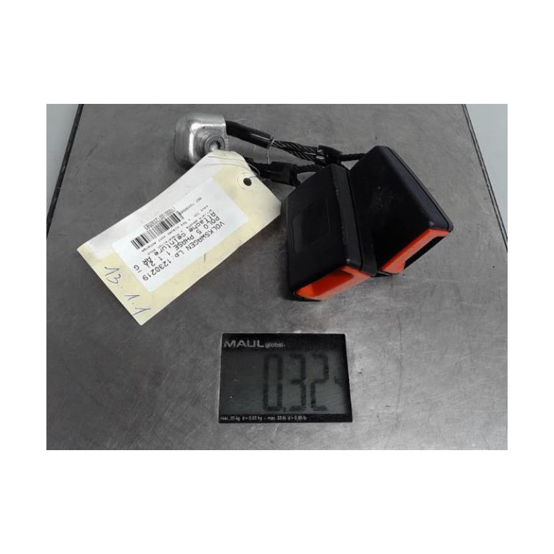 Attache ceinture arriere gauche VOLKSWAGEN POLO 5