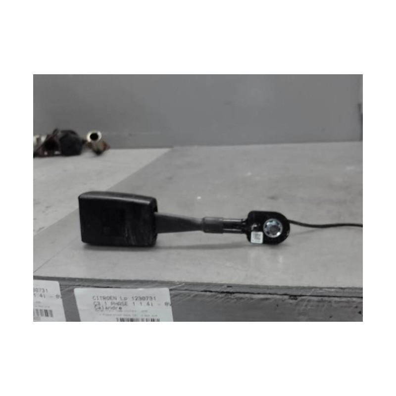 Attache ceinture avant droit CHEVROLET AVEO 2