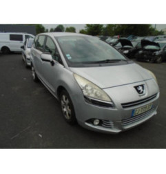 Vitre arriere droit PEUGEOT 5008 1 Photo n°5