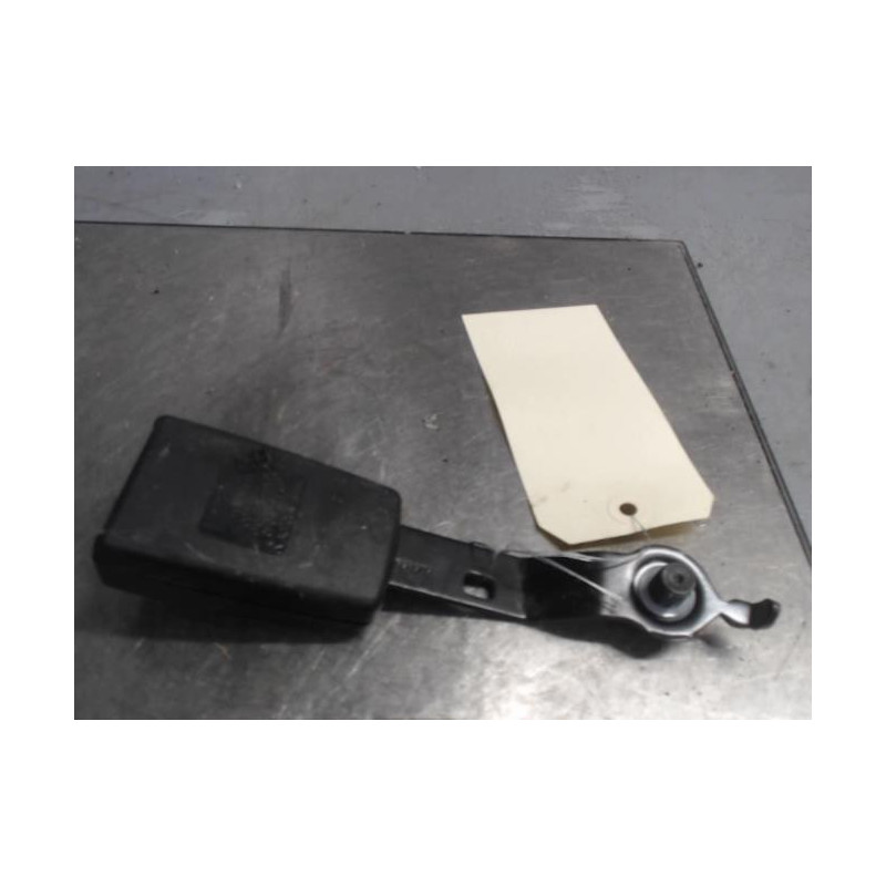 Attache ceinture avant droit FIAT DOBLO 2
