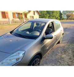 Capot RENAULT CLIO 3 Photo n°18