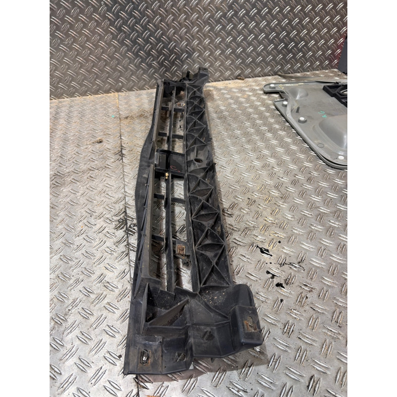 Face avant RENAULT TRAFIC 2