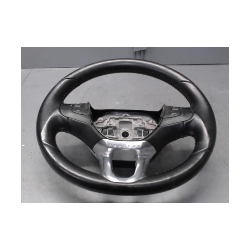 Volant PEUGEOT 2008 1