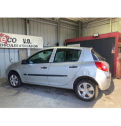 Face avant RENAULT CLIO 3 Photo n°16