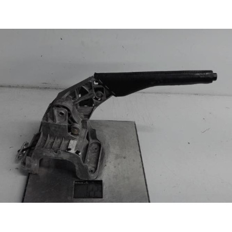 Levier frein à main VOLKSWAGEN TOURAN 1 Photo n°1