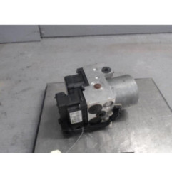 Bloc ABS (freins anti-blocage) TOYOTA COROLLA 10 Photo n°1