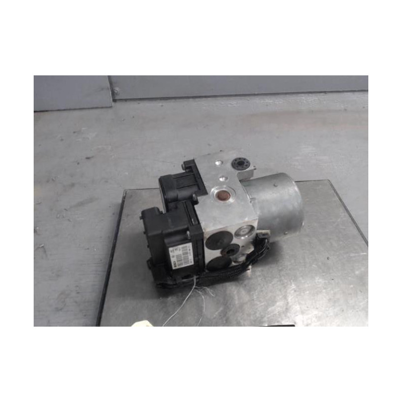 Bloc ABS (freins anti-blocage) TOYOTA COROLLA 10