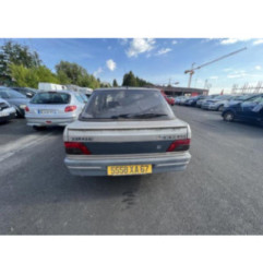 Optique avant principal droit (feux)(phare) PEUGEOT 309 Photo n°14