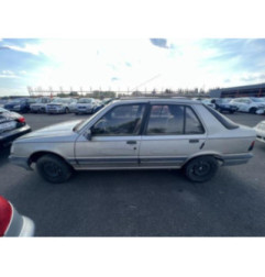 Optique avant principal droit (feux)(phare) PEUGEOT 309 Photo n°18