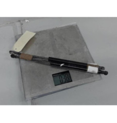 Verin de coffre FIAT PANDA 3 Photo n°1