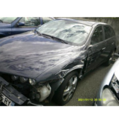 Compresseur clim ALFA ROMEO 159 Photo n°5