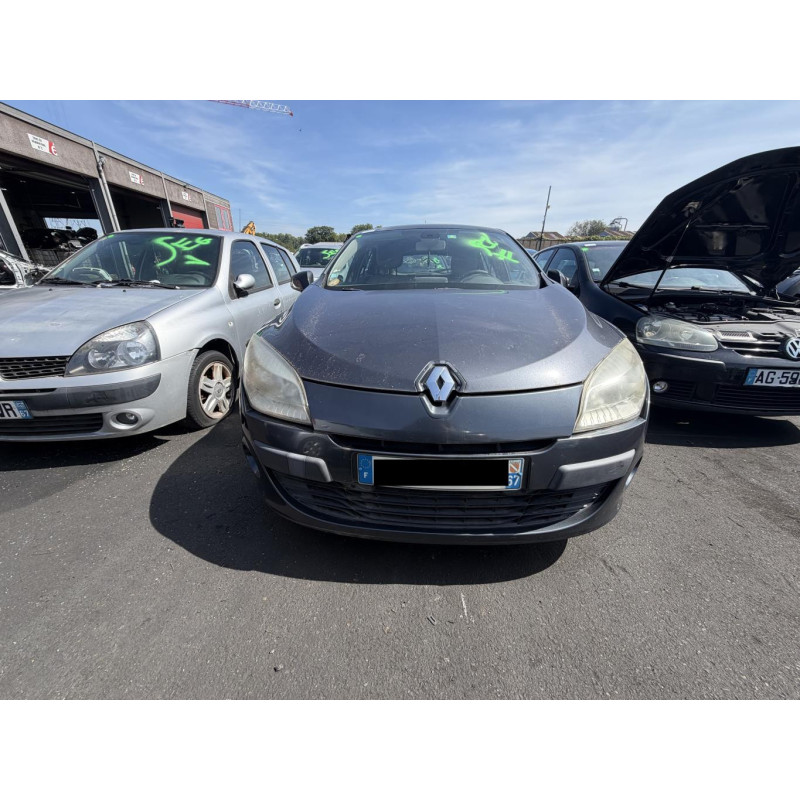 Capot RENAULT MEGANE 3