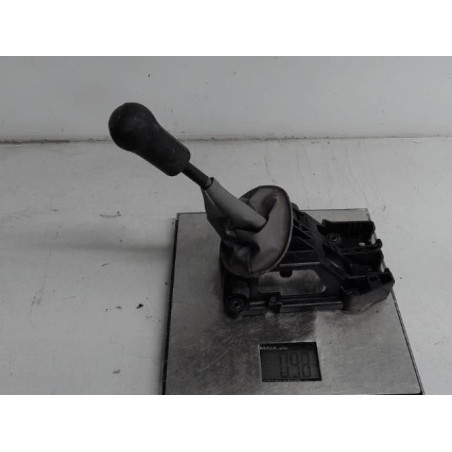 Levier de vitesses TOYOTA YARIS 1 Photo n°1