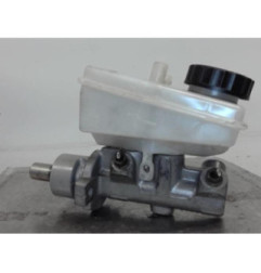 Maitre cylindre (freinage) TOYOTA YARIS 1 Photo n°3