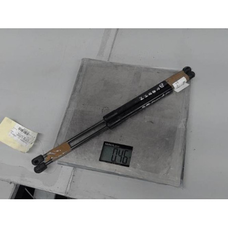 Verin de coffre VOLKSWAGEN SCIROCCO 3