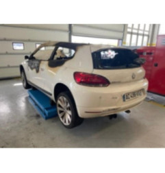 Verin de coffre VOLKSWAGEN SCIROCCO 3 Photo n°6