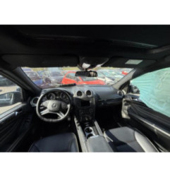 Pare boue avant gauche MERCEDES CLASSE M 164 Photo n°12