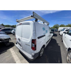 Attache ceinture avant gauche PEUGEOT PARTNER 2 Photo n°14