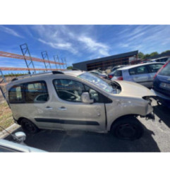 Attache ceinture avant droit PEUGEOT PARTNER 2 Photo n°13