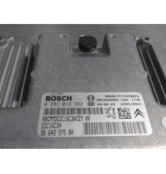 Calculateur moteur PEUGEOT 308 1 Photo n°1