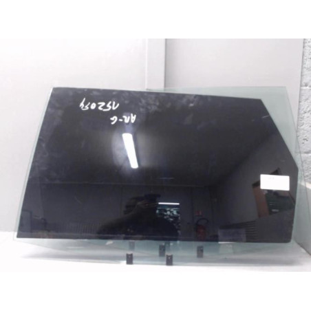 Vitre arriere gauche AUDI A6 2 Photo n°1