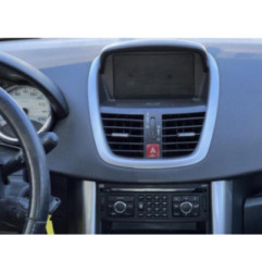 Ecran GPS PEUGEOT 207 Photo n°1