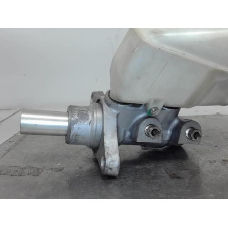 Maitre cylindre (freinage) TOYOTA YARIS 2 Photo n°1